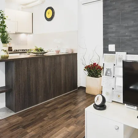 Apartment Dijana *